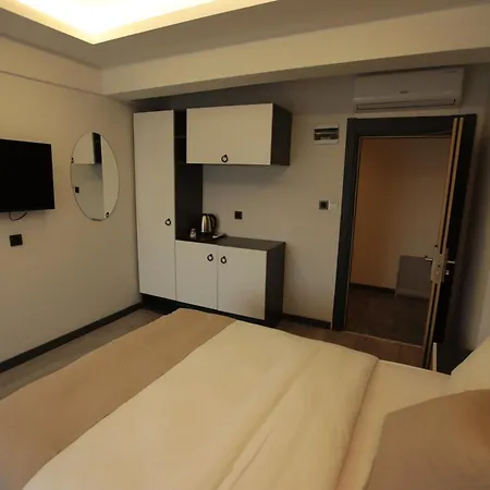Nazar Hotel